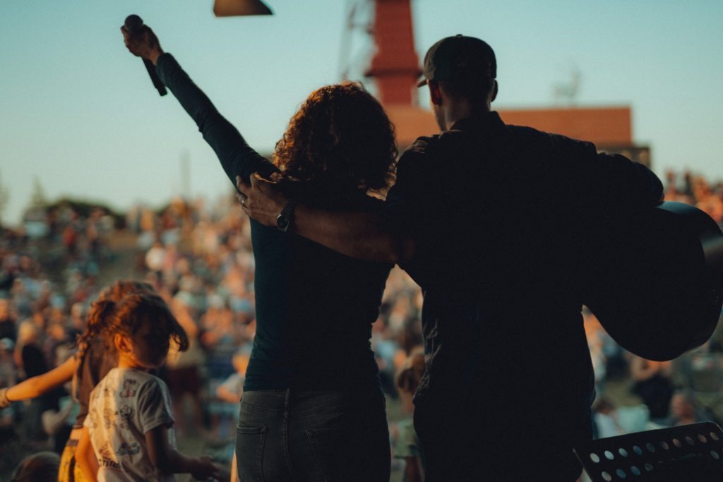 Gentle Jam Akustik Cover Band begeistert vor 2000 Zuschauern in Hückelhoven